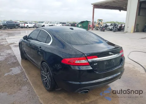 2010 Jaguar Xf Premium z USA, uszkodzony, nr VIN SAJWA0GB8ALR58769